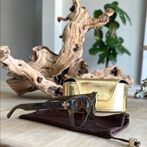 Authentic Tory Burch Olive Green sunglasses cat eye